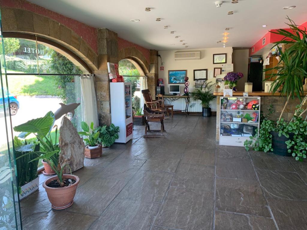 Hotel Marfrei Hinojedo Extérieur photo
