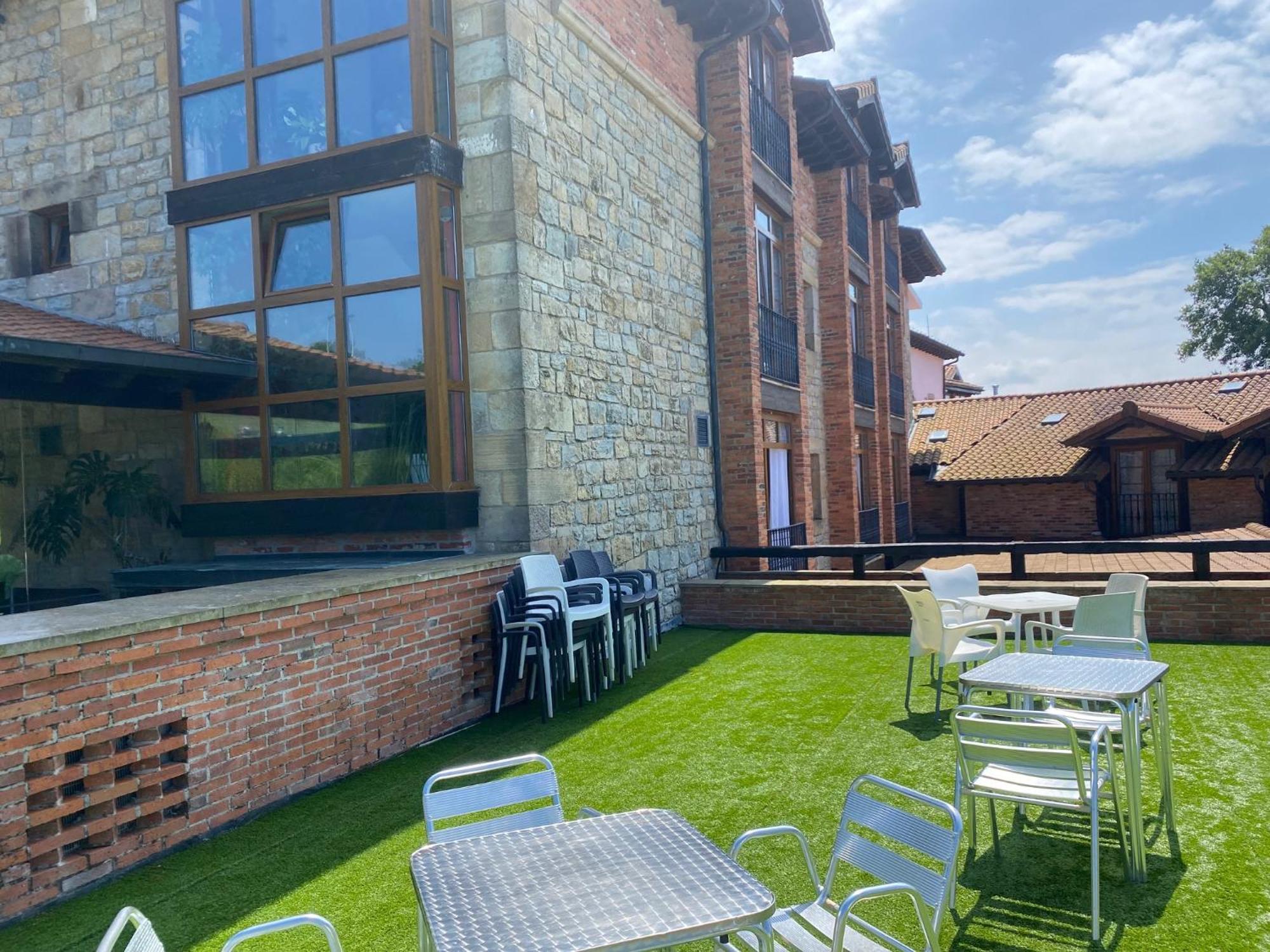 Hotel Marfrei Hinojedo Extérieur photo