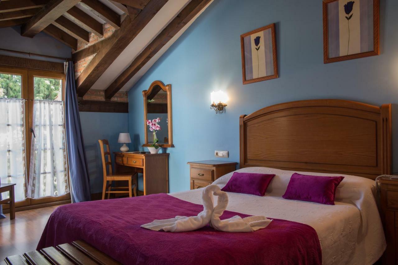 Hotel Marfrei Hinojedo Extérieur photo